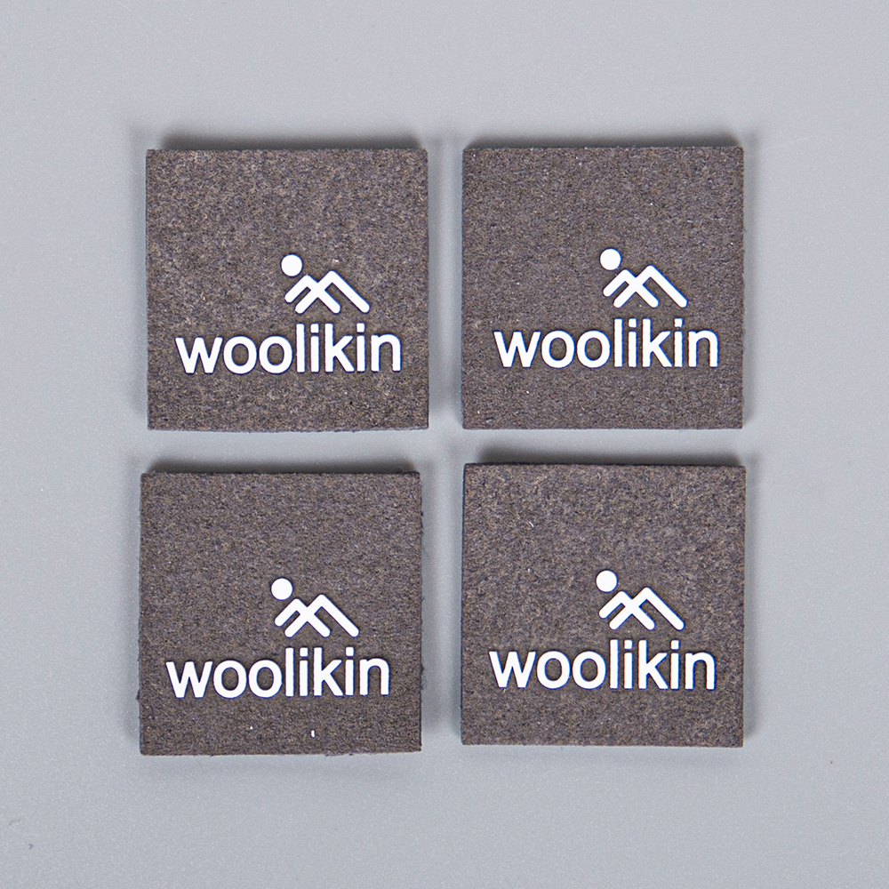 Microfiber Label Embossed Logo PU Faux Genuine Leather Brand logo Patch for Hat Luggage Jeans Custom Leather Tag for Clothes