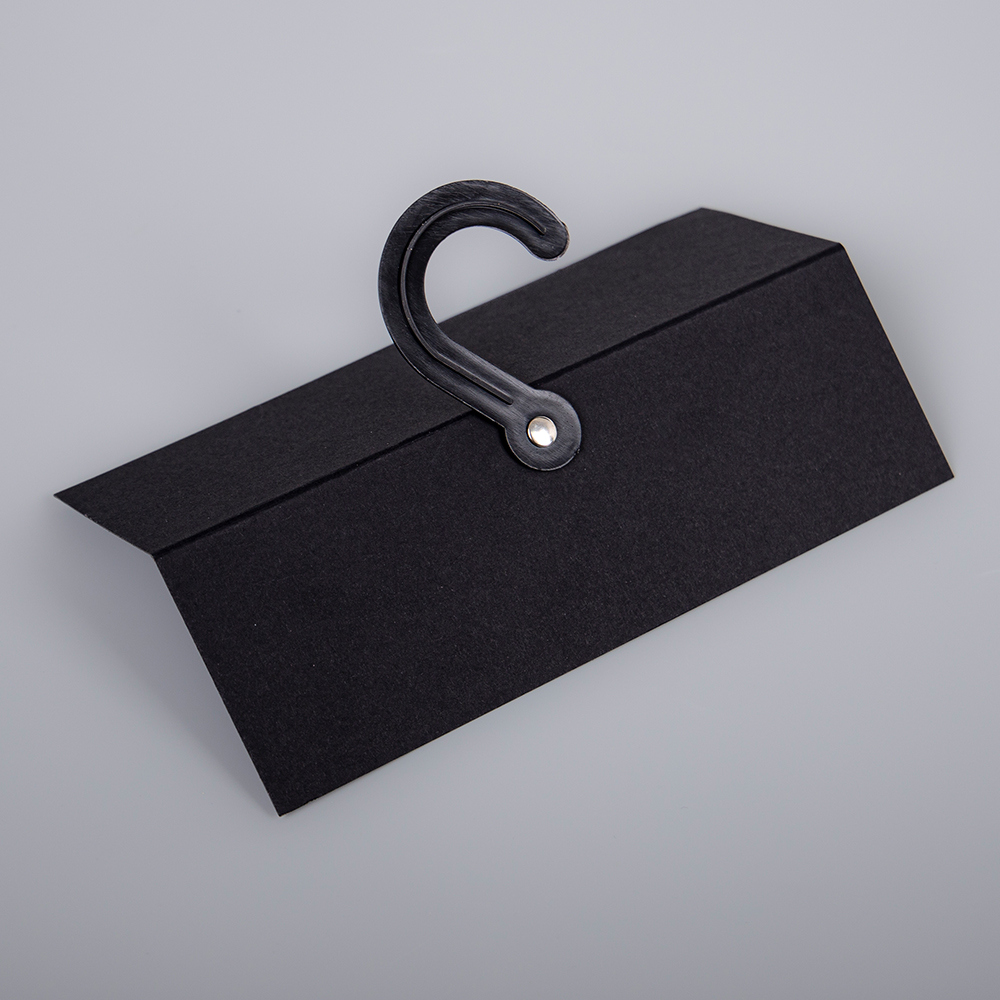 Recycled Black Card Textile Fabric Swatch Sample Display Hanger Cardboard Header Cards Plastic Hook Product Category Paperboard
