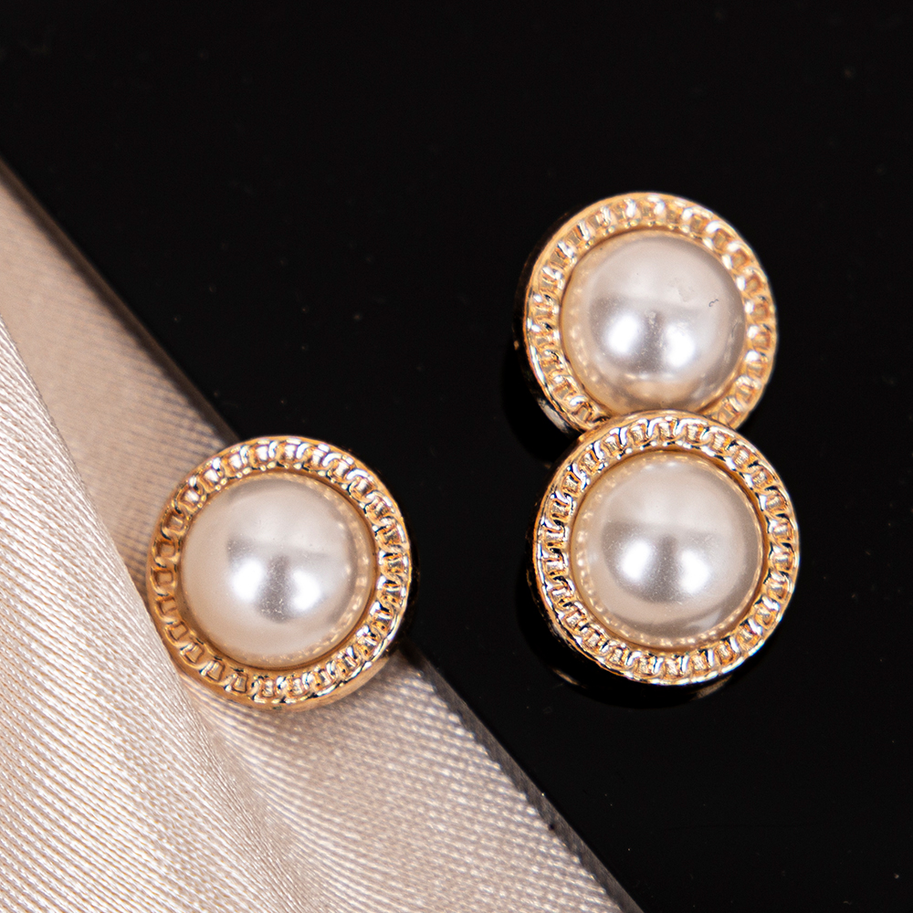 Factory Wholesale Metal Silvery Zinc Alloy Snap Button Mother of Pearl Circular Sewing Buttons with Rhinestone for Clothing