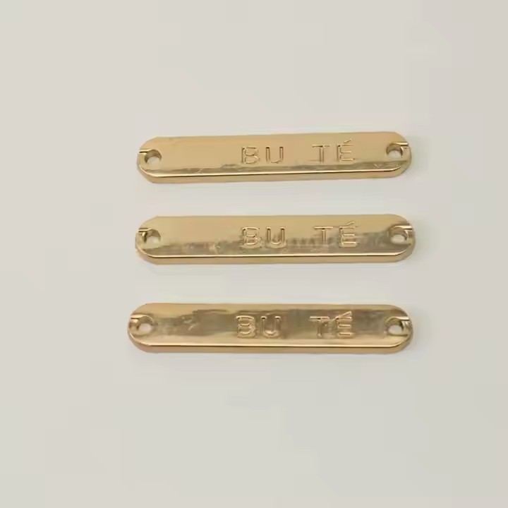 Garment Accessories Debossed Gold Color Metallic Tag for Bag Luggage Scarf Clothing