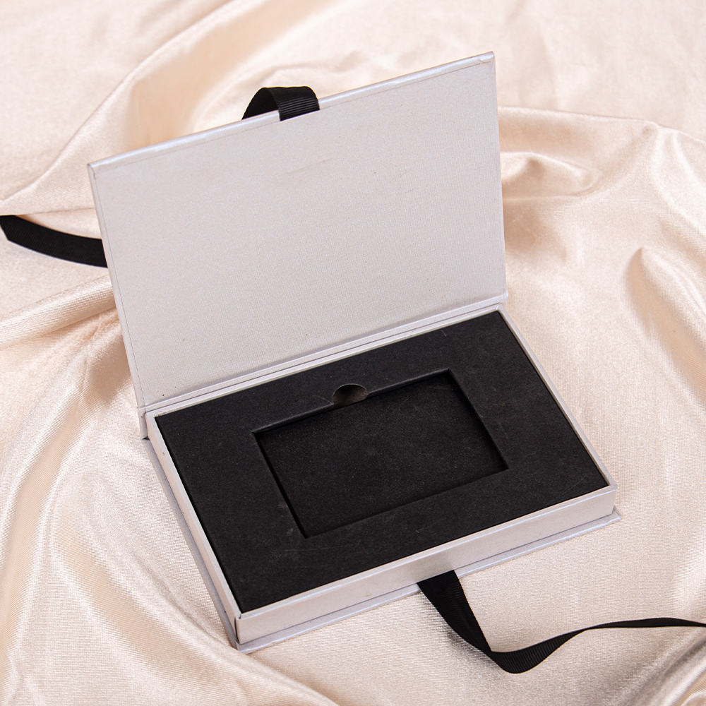 Custom Logo Magnetic Gift Box Credit Card Holder Paper Boxes From Packaging Factory