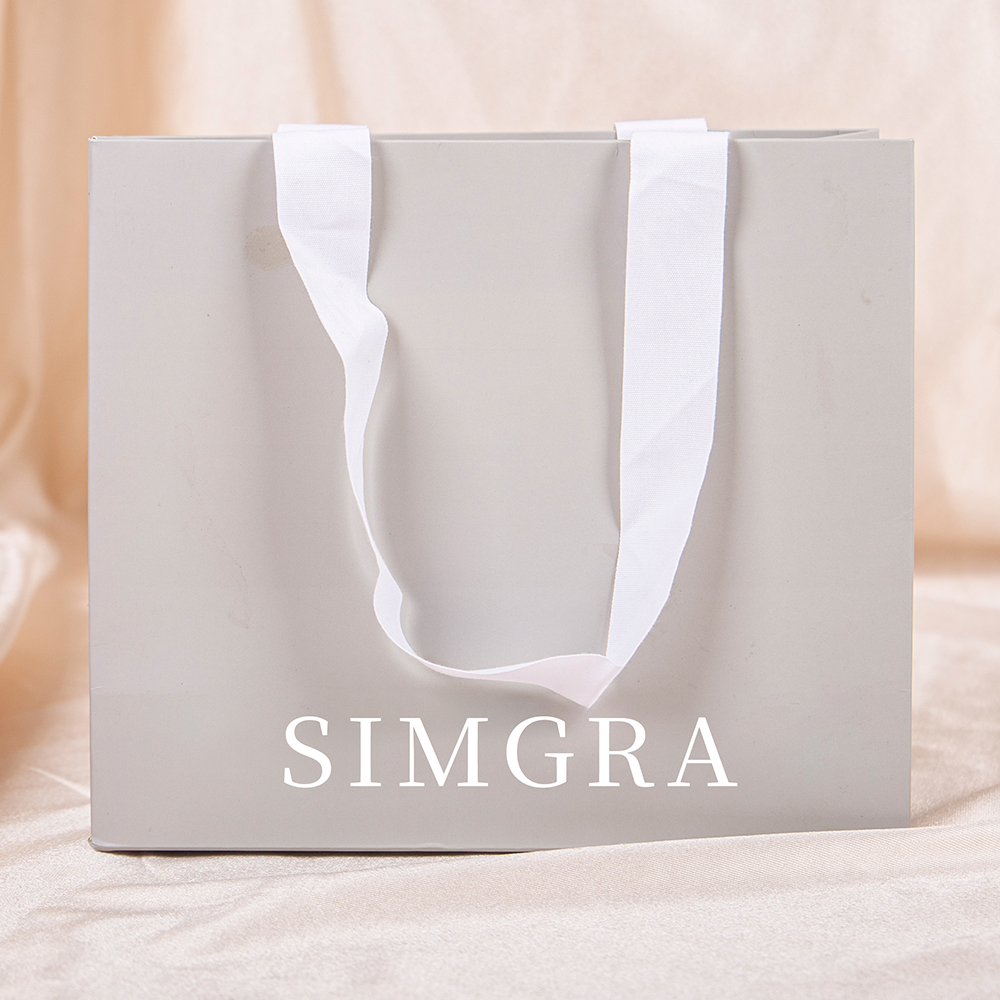 High-quality handbags: ideal for enhancing brand image