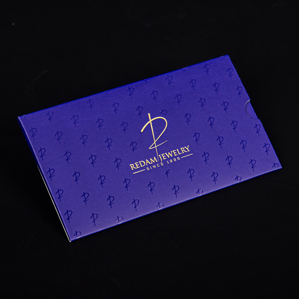 Unlock a luxurious experience—the membership card case is here