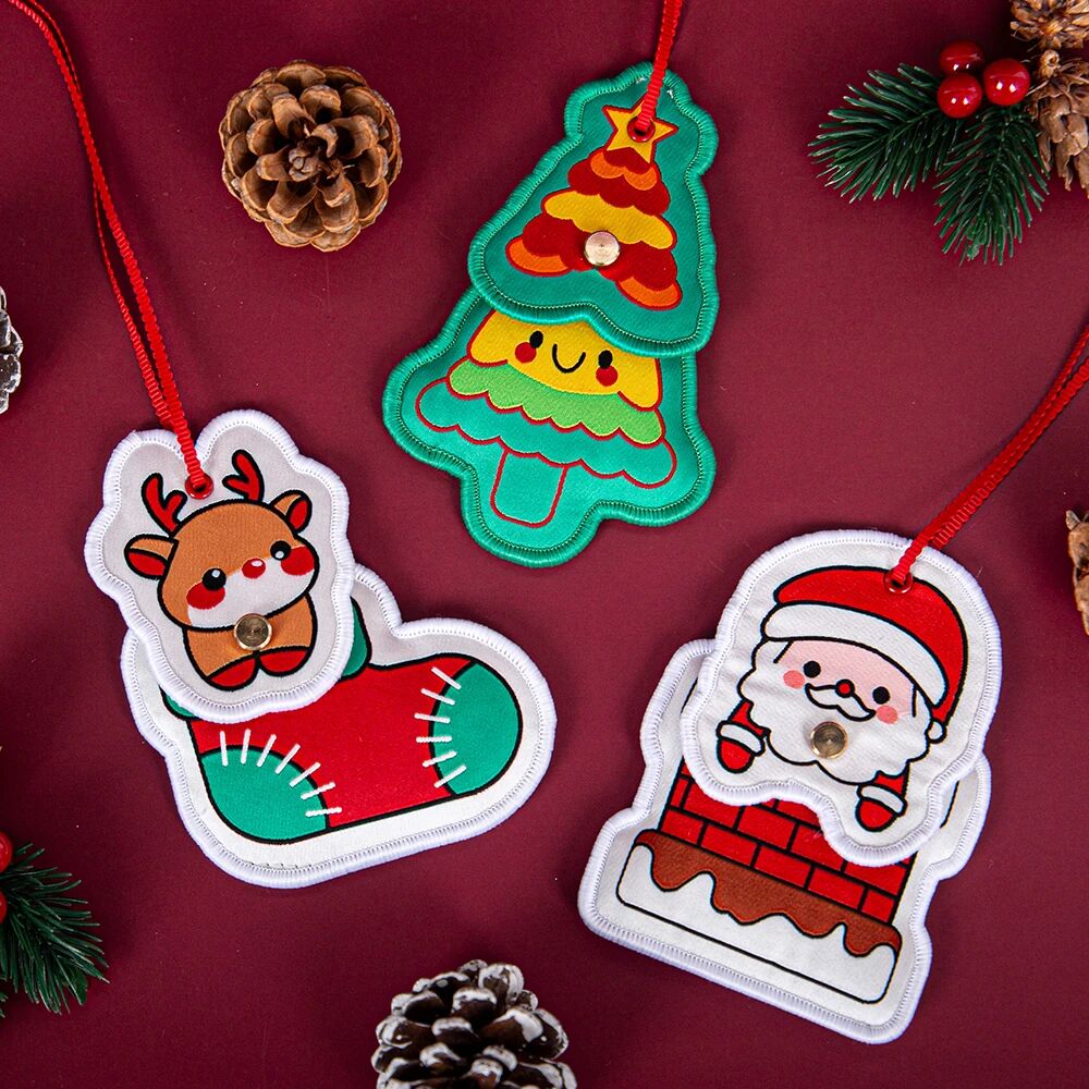 Christmas Daddy's the boss, Christmas Mummy's the warmest, Christmas Baby's utterly adorable!