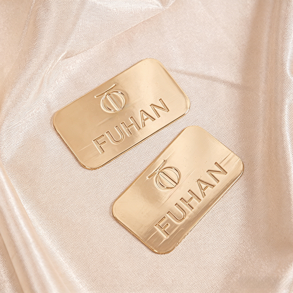 Luxurious Metal Labels to Elevate Your Brand’s Texture
