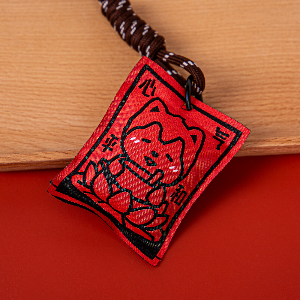 A Fabric Omamori Scented Pouch, Filled with Gentle and Beautiful Hopes