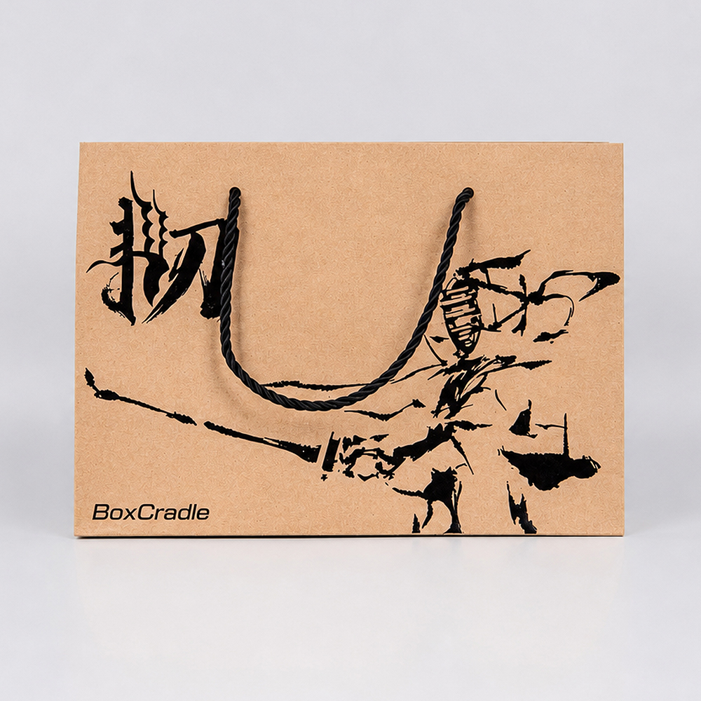 A Single Sheet, A World of Meaning: The Visual Expression of Kraft Paper Tote Bags